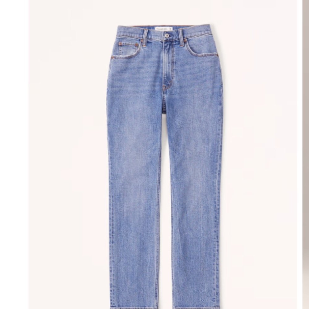 Abercrombie Curve Love Ultra High Rise Ankle Straight Jean